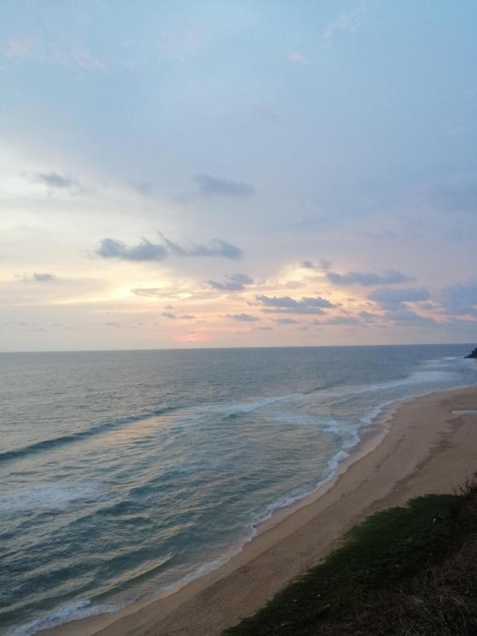 فندق فاركَالافي  Blue Waves Beach Residency المظهر الخارجي الصورة